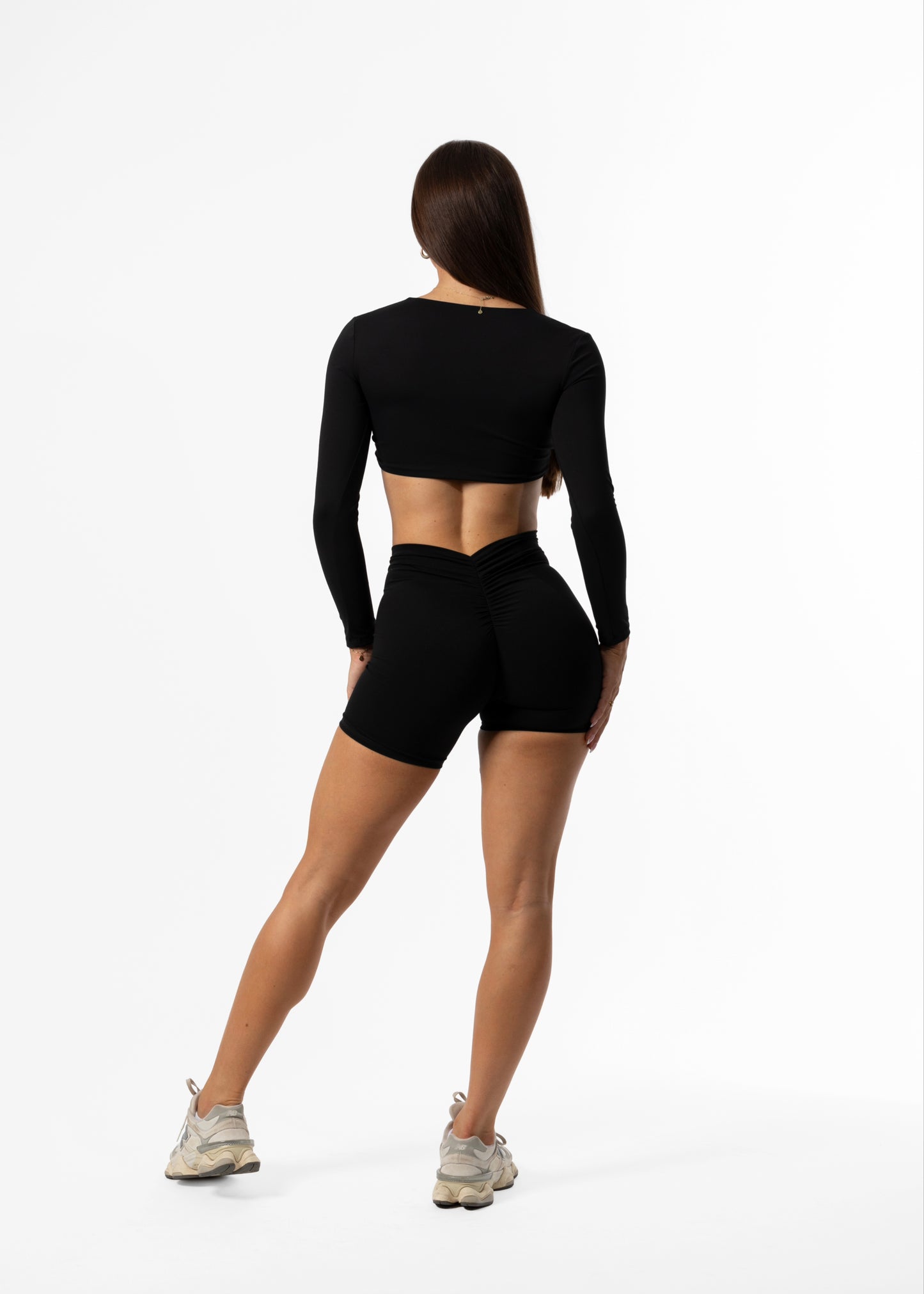 Twist Long Sleeve Crop Black