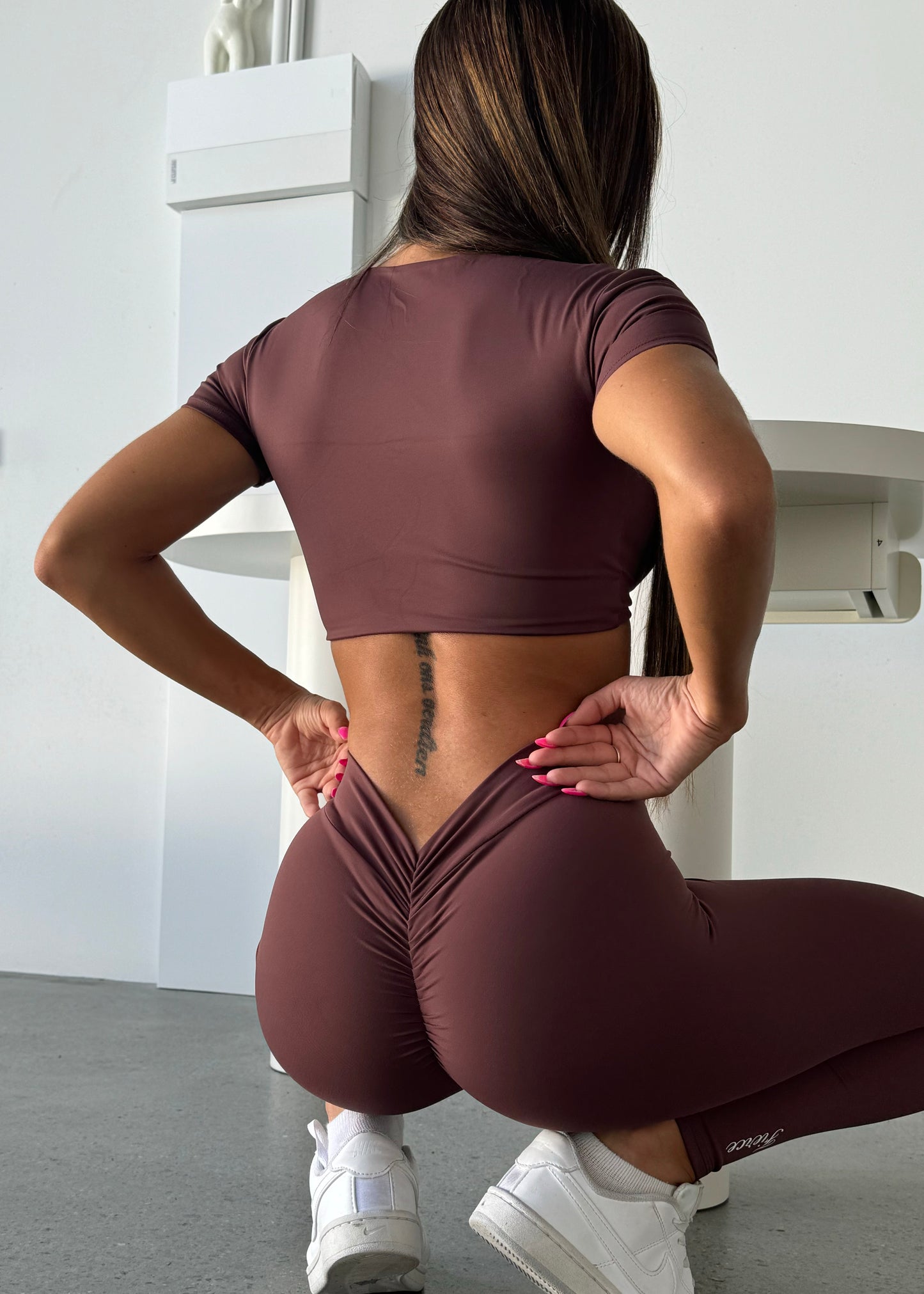 Twist Tee Crop Brown