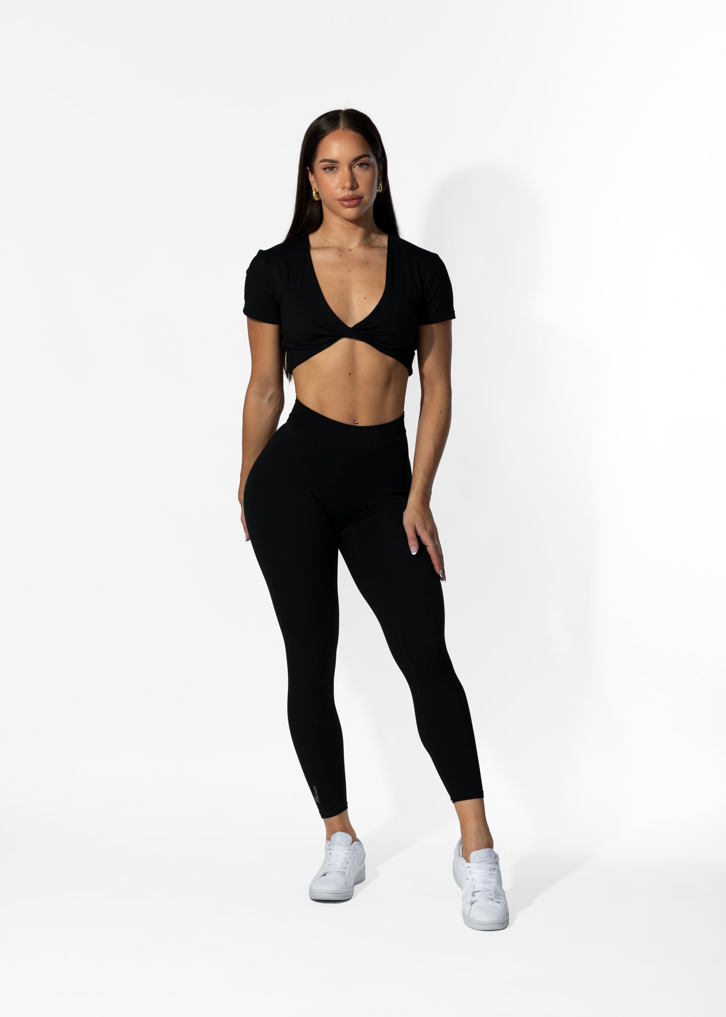 Twist Tee Crop Black